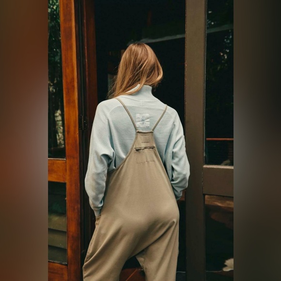 NWT: Free People Hot Shot onesie - Picture 4 of 12